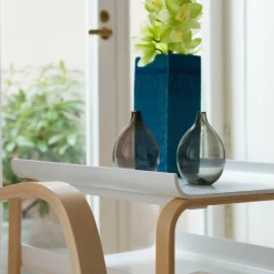 Beistelltische^Artek 915 Beistelltisch