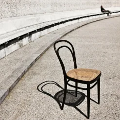 Stühle^Thonet 214 Bugholzstuhl mit Rohrgeflecht