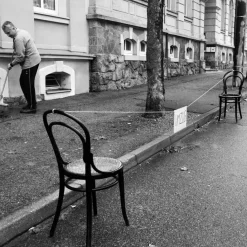 Stühle^Thonet 214 Bugholzstuhl mit Rohrgeflecht