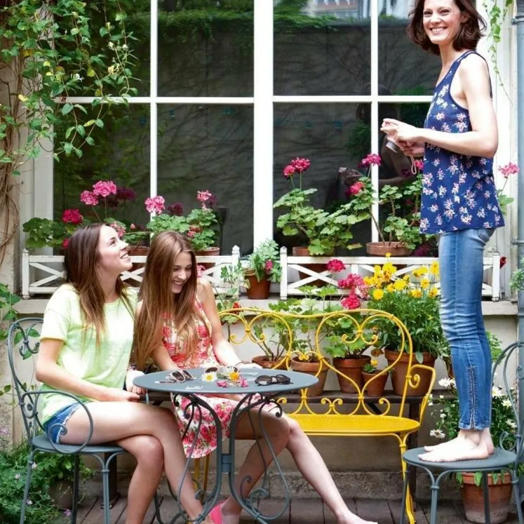 Fermob 1900 Gartenarmlehnstuhl| Gartenstühle