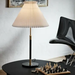 Tischleuchten|Nachttischleuchten^Le Klint 352 Tischleuchte