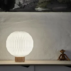 Le Klint 375 Tischleuchte mit Plastikschirm| Tischleuchten|Nachttischleuchten