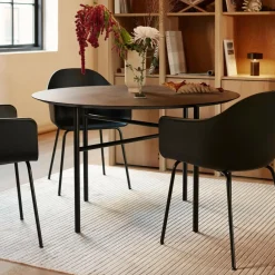 Audo Aktionsset Harbour Armlehnstuhl Stahlgestell schwarz + Fell| Stühle