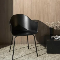 Audo Aktionsset Harbour Armlehnstuhl Stahlgestell schwarz + Fell| Stühle