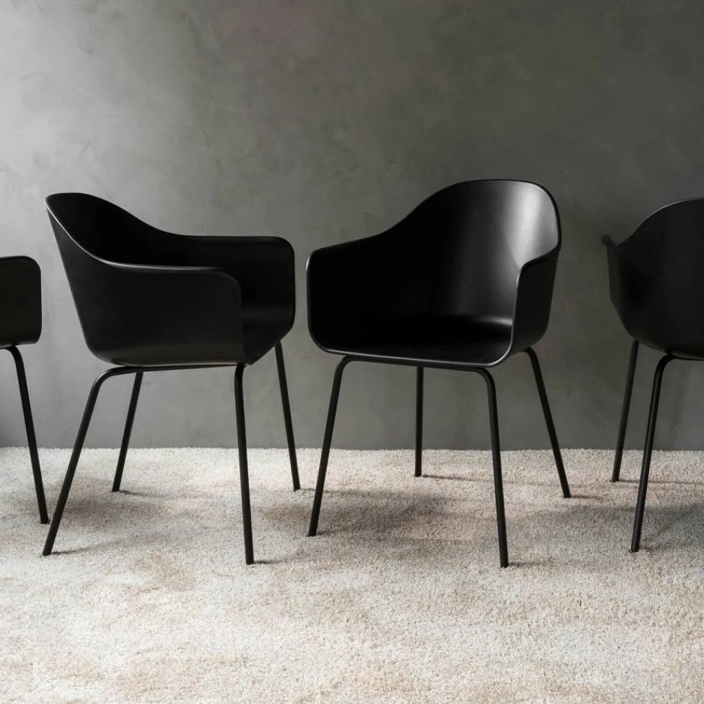 Audo Aktionsset Harbour Armlehnstuhl Stahlgestell schwarz + Fell| Stühle