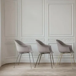 Gubi Bat Schalenstuhl Gestell konisch schwarz| Stühle