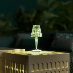 Kartell Battery LED Outdoor Tischleuchte mit Akku| Outdoor-Akkuleuchten|Outdoor-Akkuleuchten