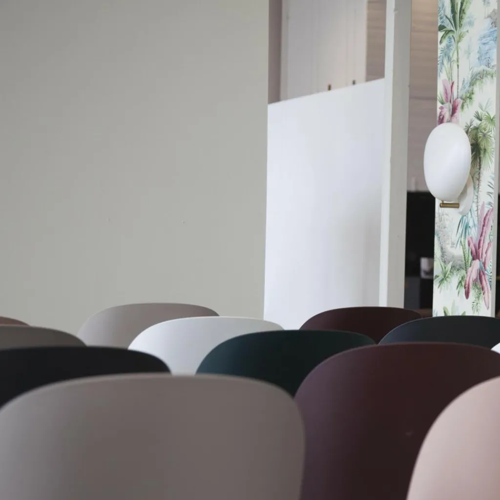 Gubi Beetle Bar Chair Barhocker Messing 118cm| Barhocker