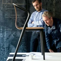 Stühle^Vitra Belleville Armlehnstuhl Holz