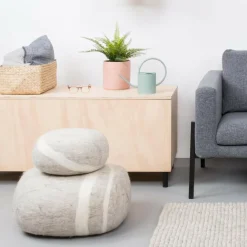 Poufs^myfelt Béla Kieselstein Pouf