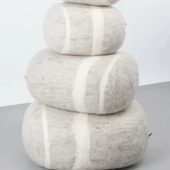 Poufs^myfelt Béla Kieselstein Pouf