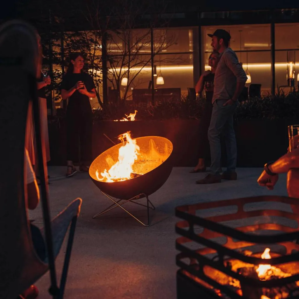 höfats Bowl 70 Feuerschale mit Dreibein| Grills & Feuerstellen