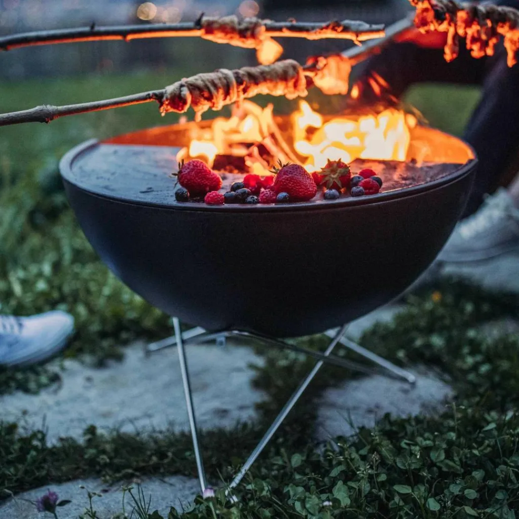 höfats Bowl 57 Feuerschale mit Sternfuß| Grills & Feuerstellen