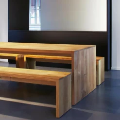 Bänke^e15 Calle Bank