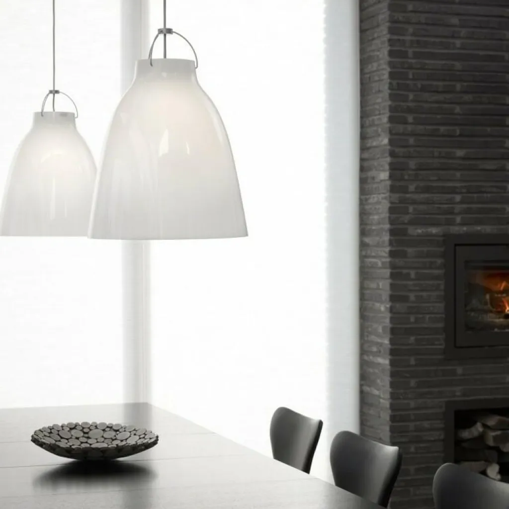 Fritz Hansen Caravaggio™ Pendelleuchte Opalglas| Pendelleuchten