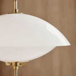Tischleuchten|Nachttischleuchten^Fritz Hansen Clam™ Tischleuchte