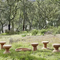 Hocker^Vitra Cork E Beistelltisch