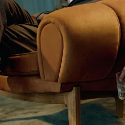 Sessel^Gubi Croissant Lounge Chair Leder