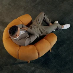 Sessel^Gubi Croissant Lounge Chair Leder