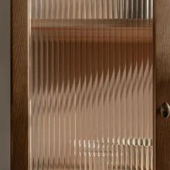 Audo Curiosity Vitrine H 143 cm| Schränke