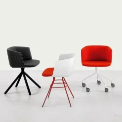 Stühle^Lapalma Cut S148 Armlehnstuhl Gestell schwarz gepolstert