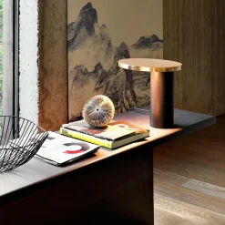 Oluce Cylinda 218 LED Tischleuchte| Nachttischleuchten