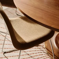 Gubi 3D Stuhl Vorderseite gepolstert| Stühle