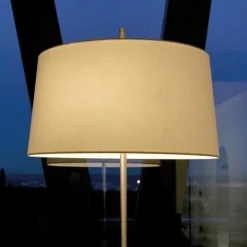 Santa & Cole Diana Stehleuchte| Stehleuchten