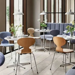 Stühle^Fritz Hansen Die Ameise™ Stuhl Vorne gepolstert Gestell verchromt