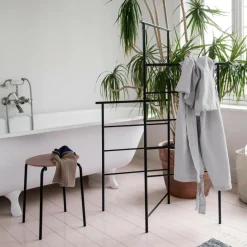 Ferm Living Dora Kleiderständer 60x132,5x5,5cm| Garderoben