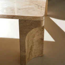 Beistelltische^Gubi Doric Couchtisch 80x140cm