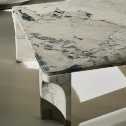 Beistelltische^Gubi Doric Couchtisch 80x140cm