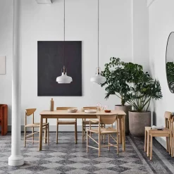 &Tradition Drawn HM4 Armlehnstuhl| Stühle