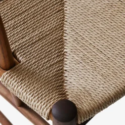 &Tradition Drawn HM4 Armlehnstuhl| Stühle