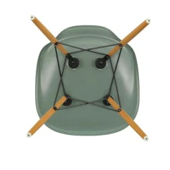 Vitra Eames Fiberglass Side Chair DSW Ahorn gelblich| Stühle