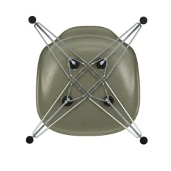 Stühle^Vitra Eames Fiberglass Side Chair DSR verchromt