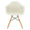 Stühle^Vitra Eames Plastic Armchair DAW RE Ahorn gelblich