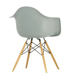 Stühle^Vitra Eames Plastic Armchair DAW RE Ahorn gelblich