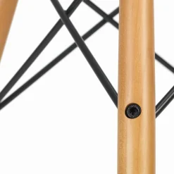 Stühle^Vitra Eames Plastic Armchair DAW RE Ahorn gelblich