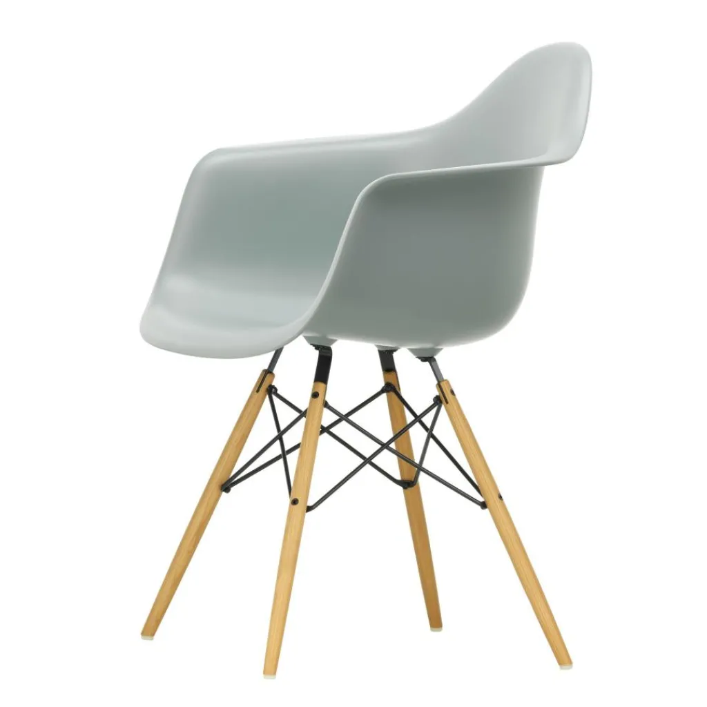 Stühle^Vitra Eames Plastic Armchair DAW RE Gestell Esche