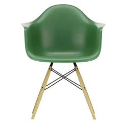 Stühle^Vitra Eames Plastic Armchair DAW RE Gestell Esche