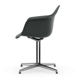Stühle^Vitra Eames Plastic Armchair DAL RE Gestell poliert