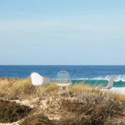 Stühle^Vitra Eames Plastic Armchair DAR Gestell weiß