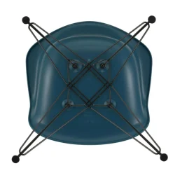 Vitra Eames Plastic Armchair DAR RE Gestell schwarz| Stühle