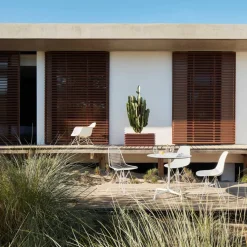 Vitra Eames Plastic Armchair LAR RE Gestell weiß| Stühle