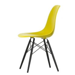 Stühle^Vitra Eames Plastic Side Chair DSW RE Ahorn schwarz