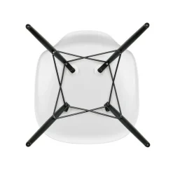Stühle^Vitra Eames Plastic Side Chair DSW RE Ahorn schwarz