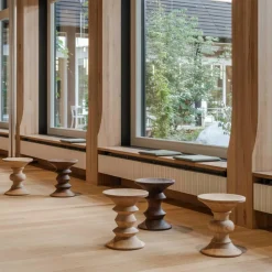 Hocker^Vitra Eames Stool/Hocker B