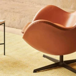 Sessel^Fritz Hansen Egg/ Das Ei™ Loungesessel Leder Gestell Braun Bronze
