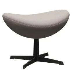 Hocker^Fritz Hansen Egg/Das Ei™ Fußhocker Stoff Gestell Warm Graphite